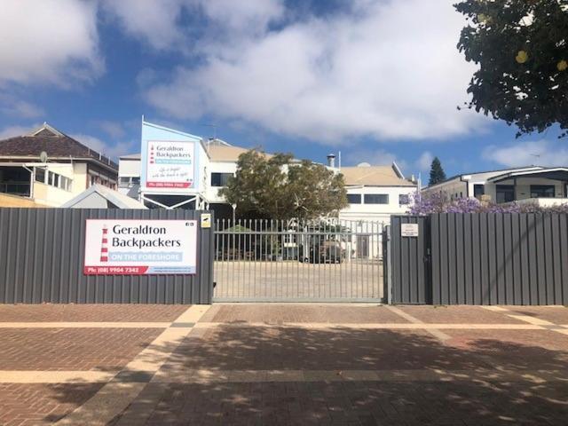 Хостел Geraldton Backpackers Екстер'єр фото