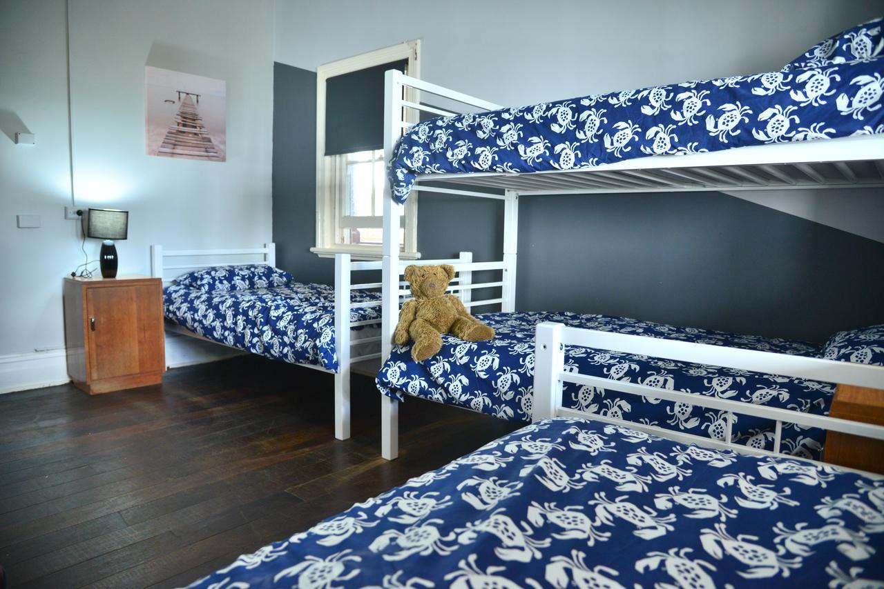 Хостел Geraldton Backpackers Екстер'єр фото