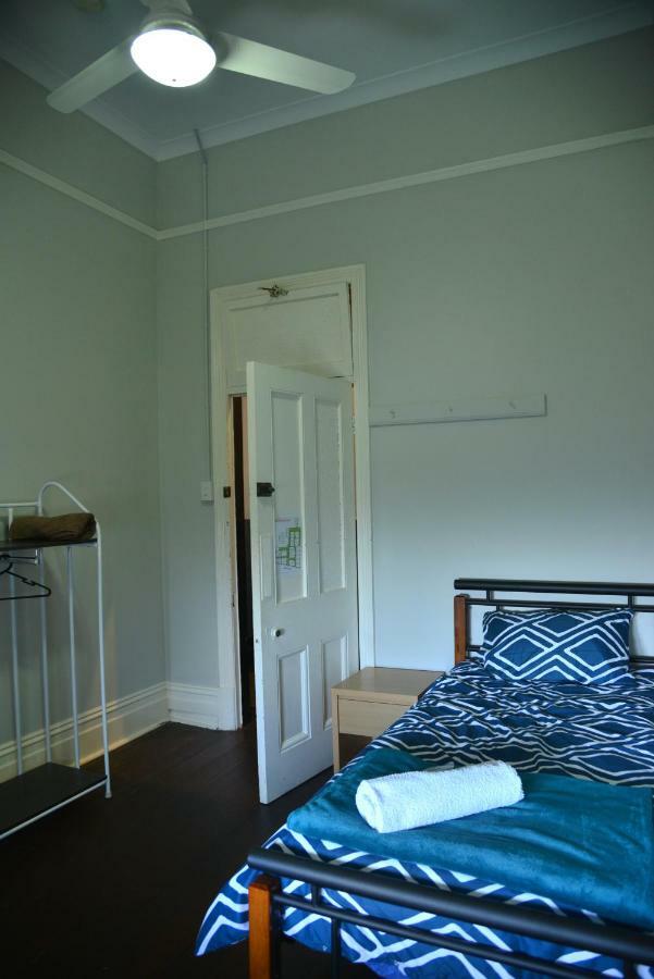 Хостел Geraldton Backpackers Екстер'єр фото