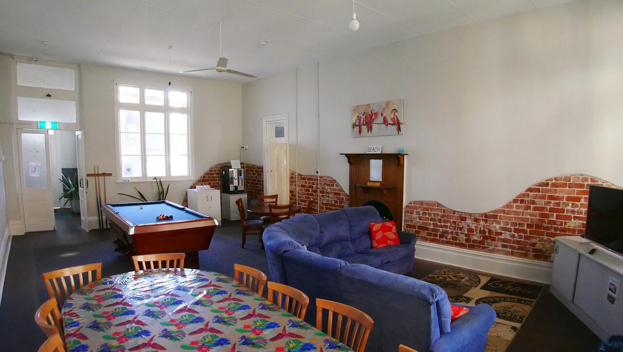 Хостел Geraldton Backpackers Екстер'єр фото