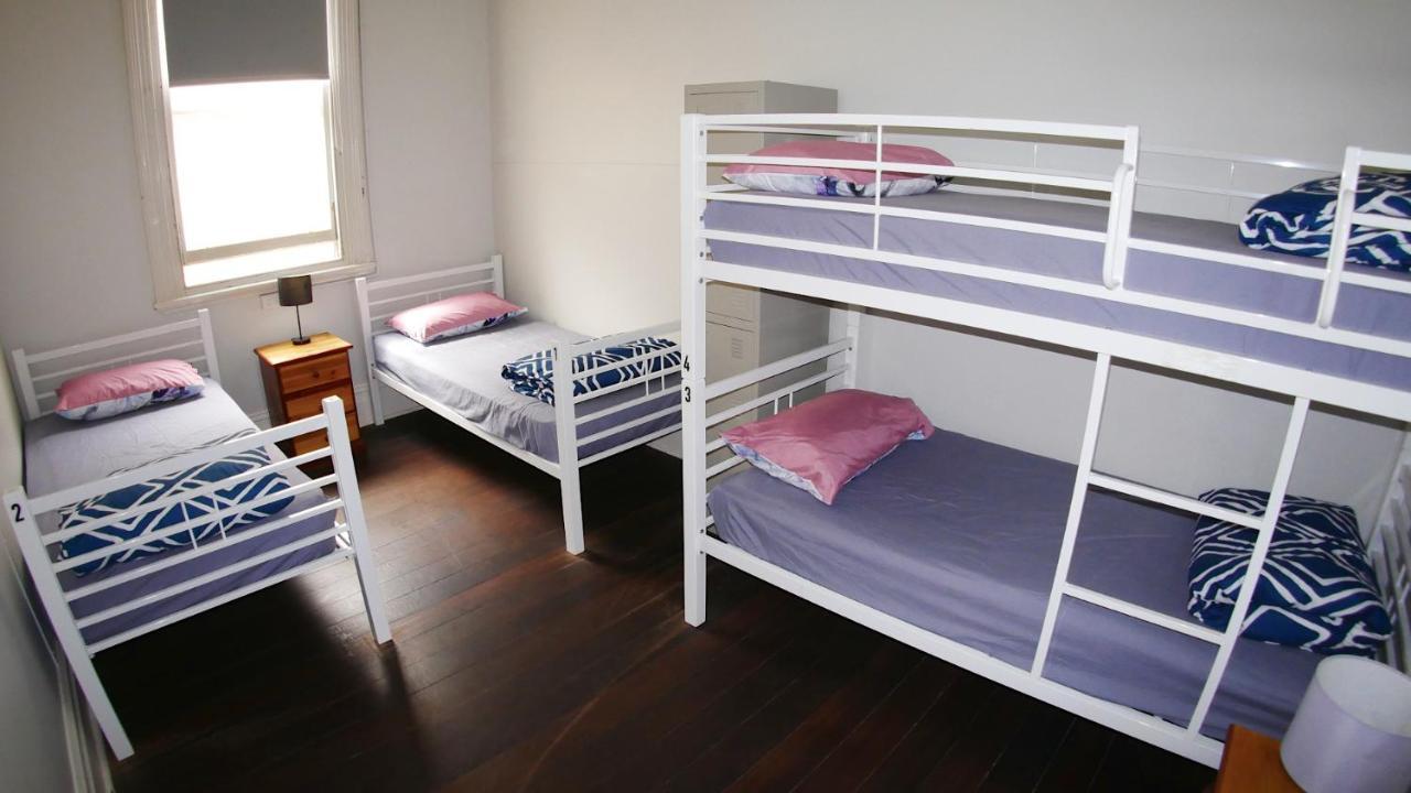 Хостел Geraldton Backpackers Екстер'єр фото